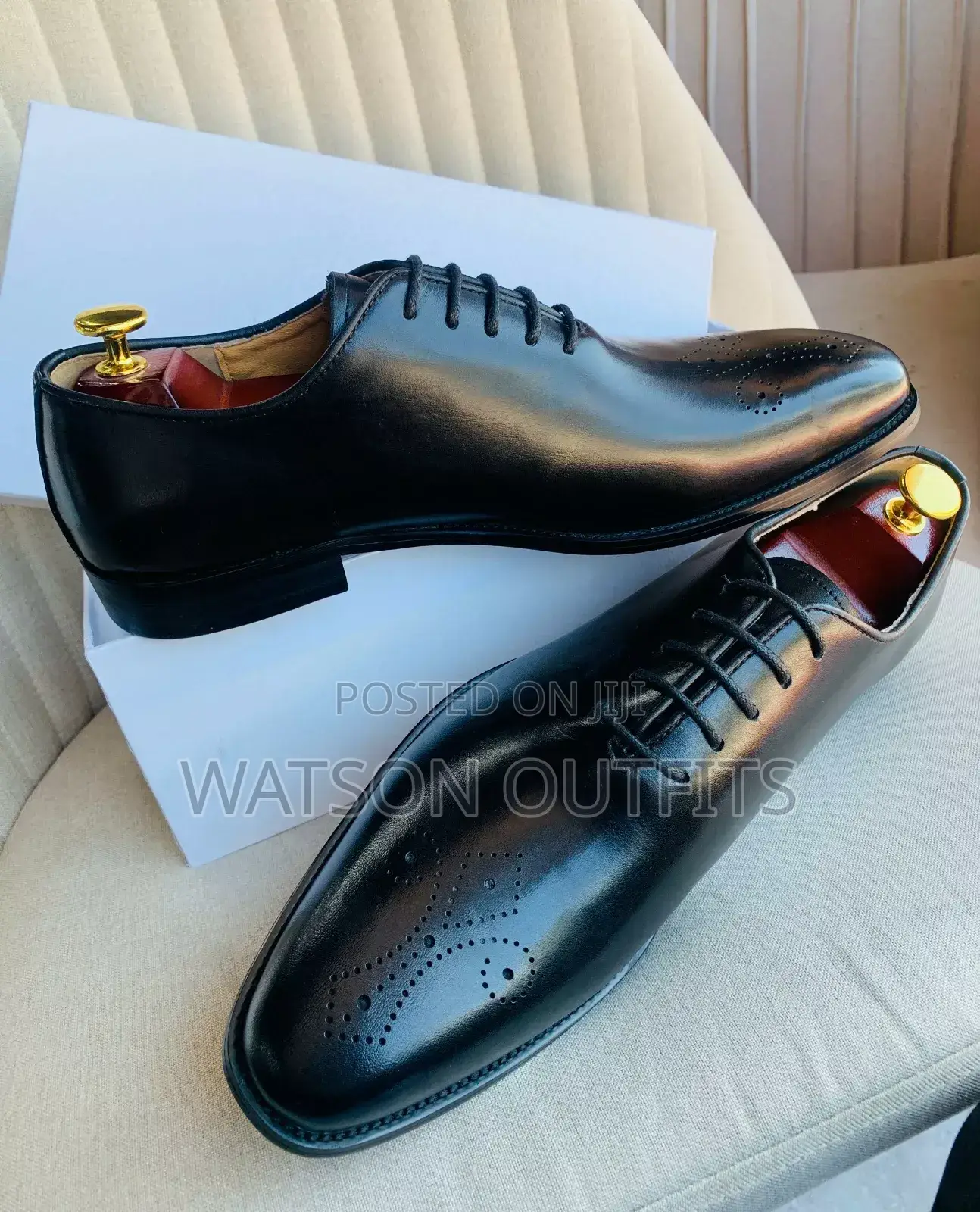 Non Smooth Nice Looking Footwears/Shoes