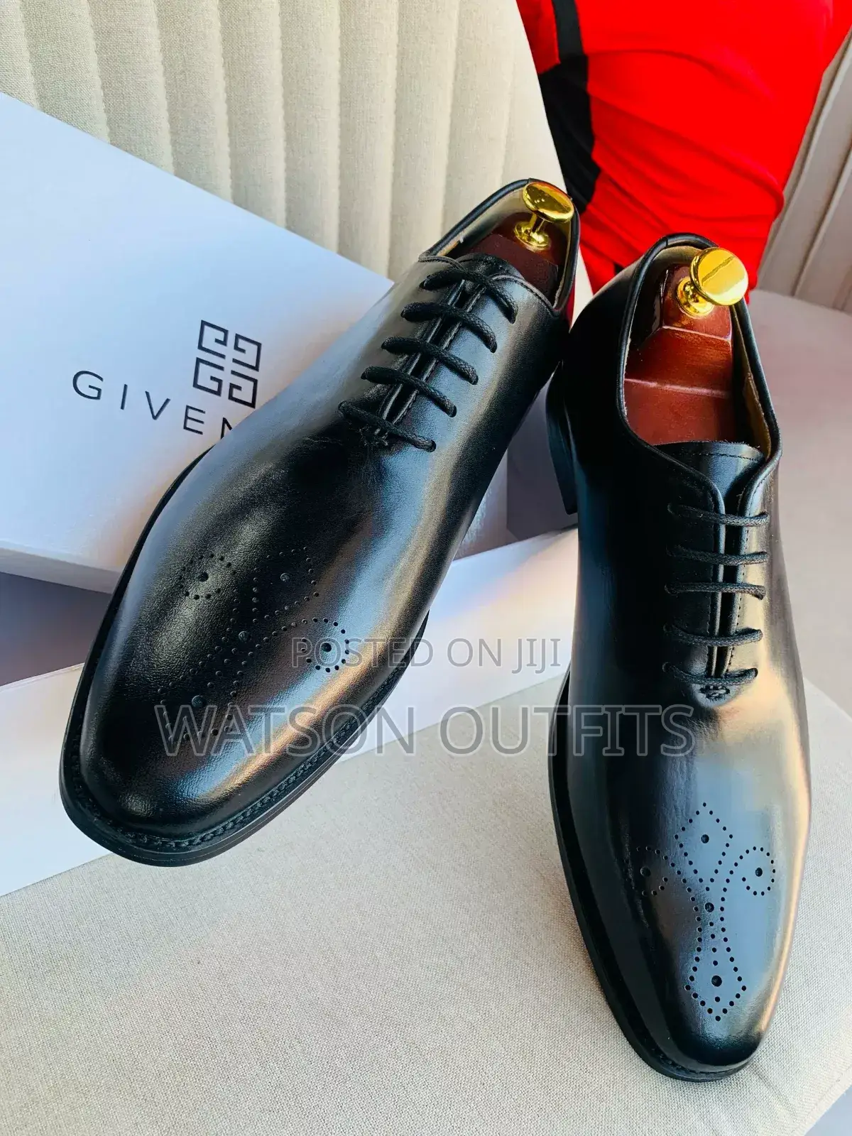 Non Smooth Nice Looking Footwears/Shoes