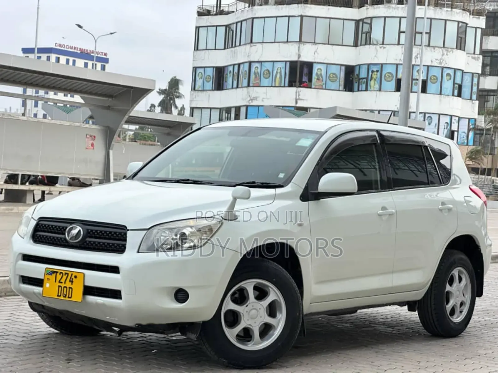 Toyota RAV4 2008 White