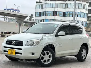 Toyota RAV4 2008 White