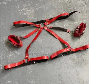 Women Extreme Bondage Set With 2 Wrist Cuffs Thigh Cortex