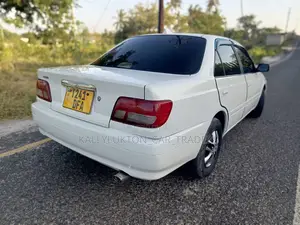Toyota Carina 2001 White