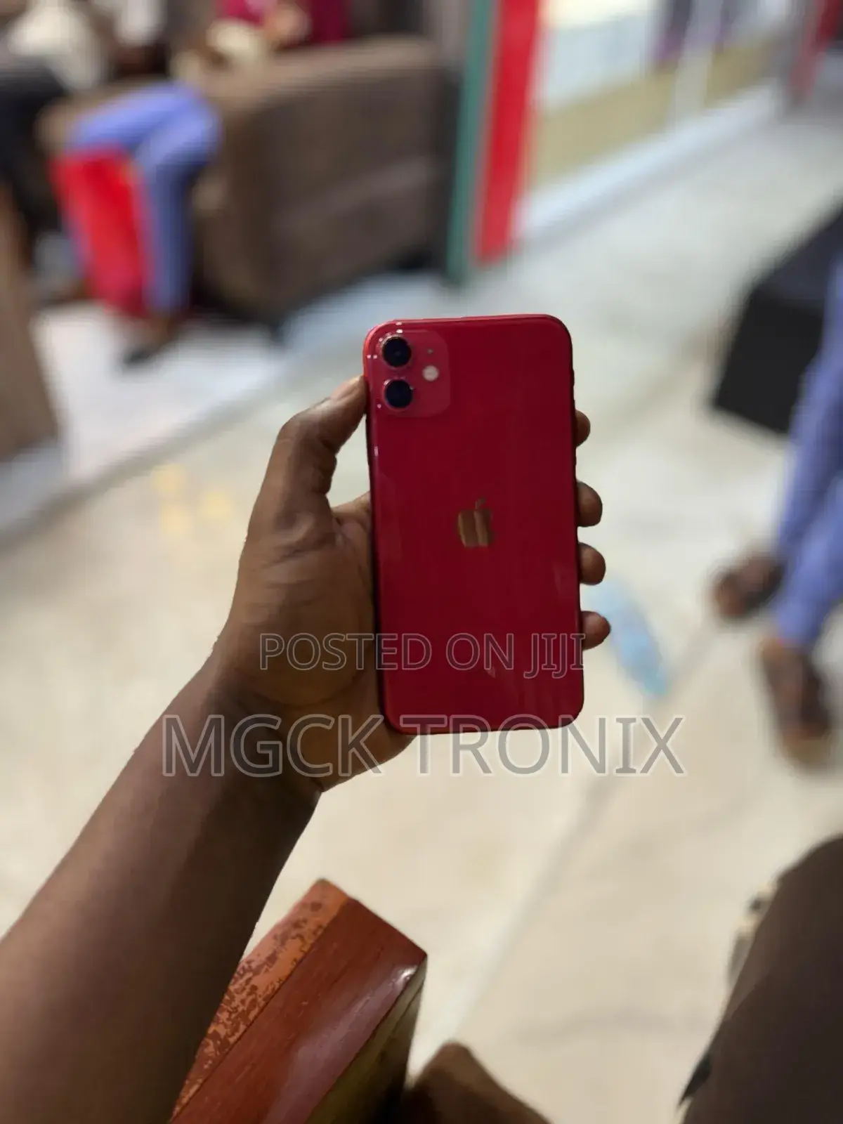 Apple iPhone 11 64 GB Red