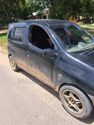 Toyota Fun Cargo 2004 Black