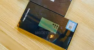 New Samsung Galaxy S23 Ultra 256 GB Green