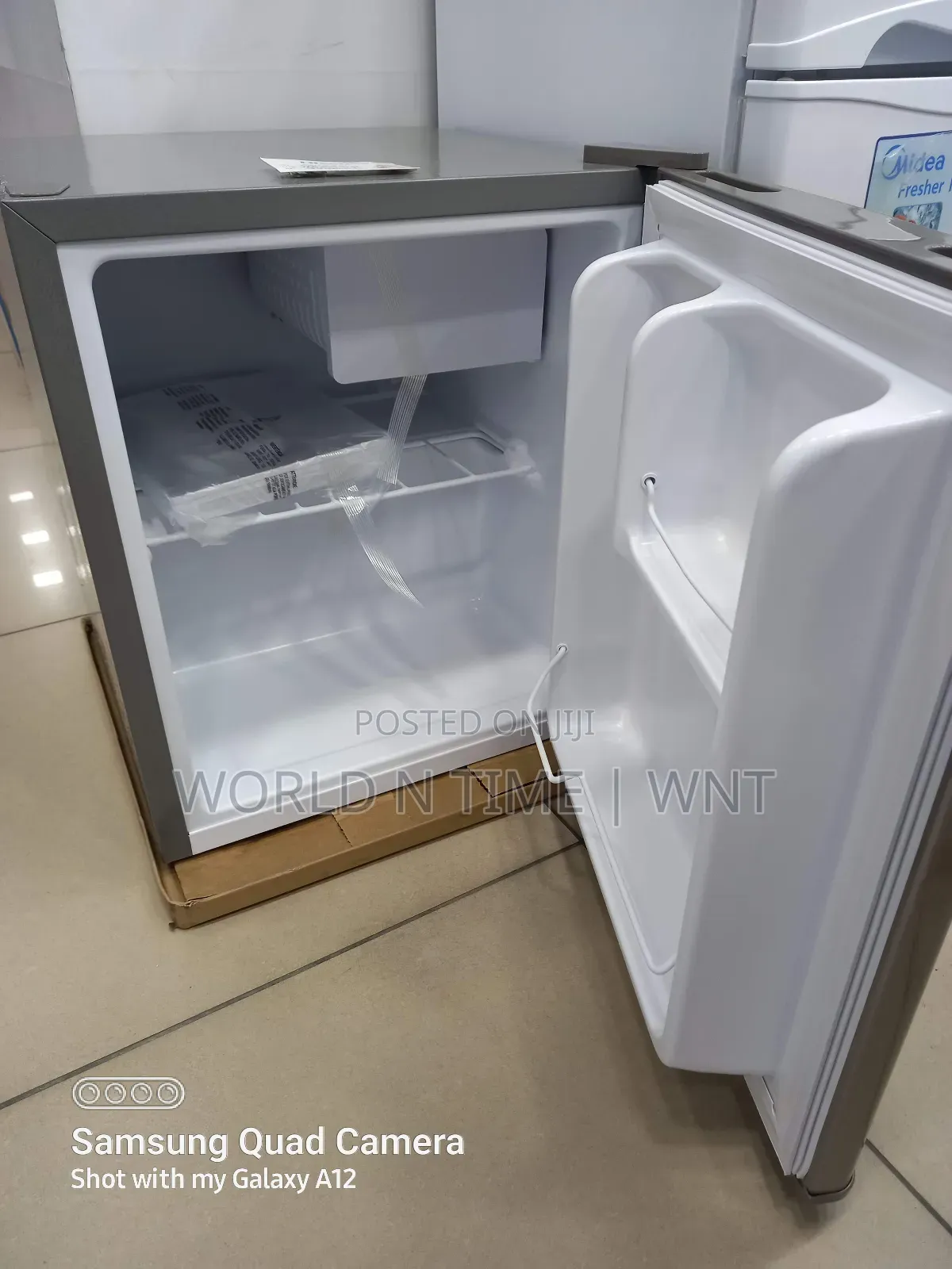 Hisense 44l Bar Fridge | Frost | Stainless Steel | H65rts