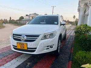 Volkswagen Tiguan 2012 White