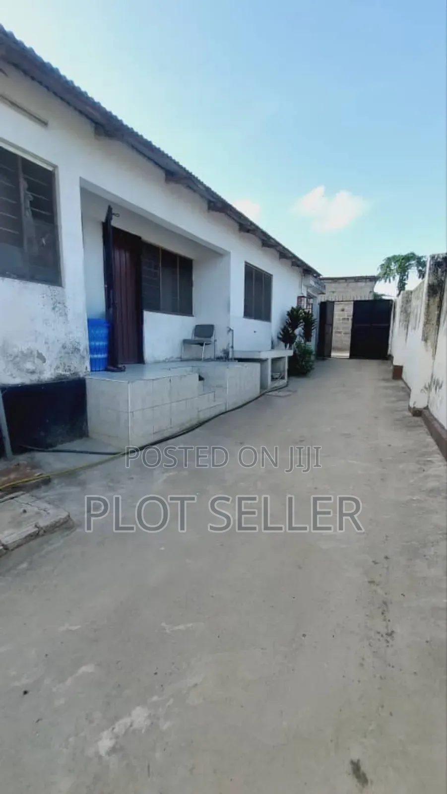 3bdrm House in Ubungo Riverside, Sinza for sale