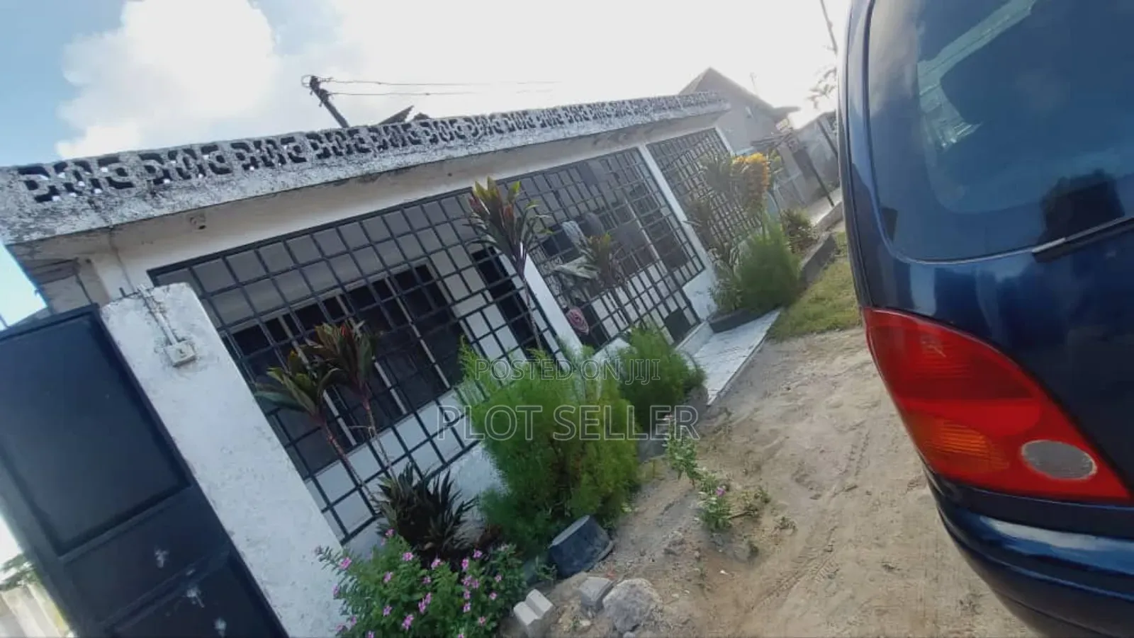 3bdrm House in Ubungo Riverside, Sinza for sale