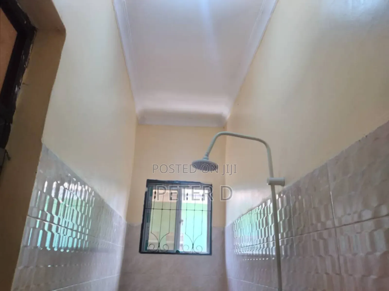 1bdrm Apartment in Kimara for rent