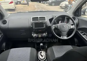 Toyota IST 2008 Silver