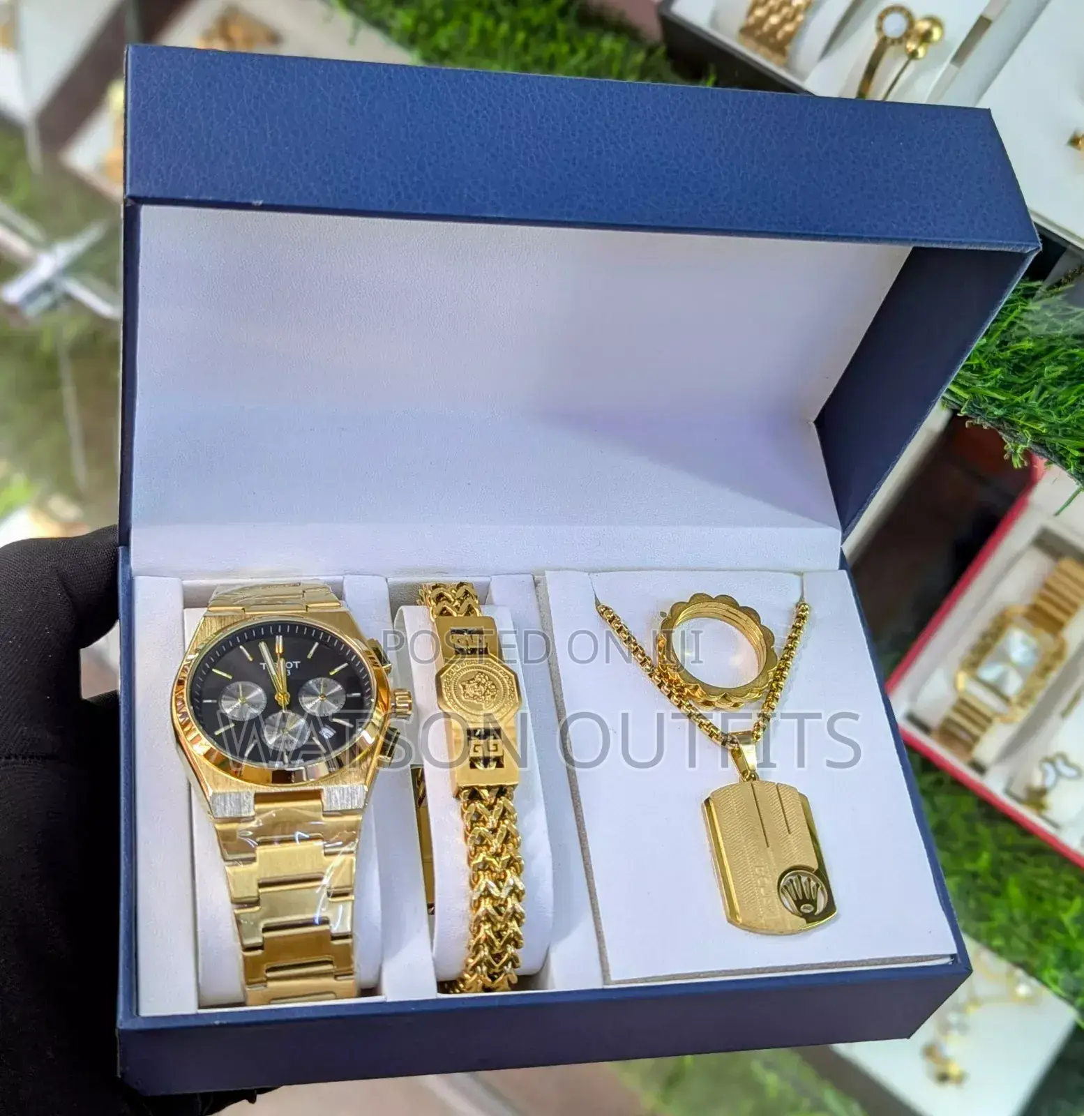 Watch,Bracelet,Chain Ring in a Single Unit