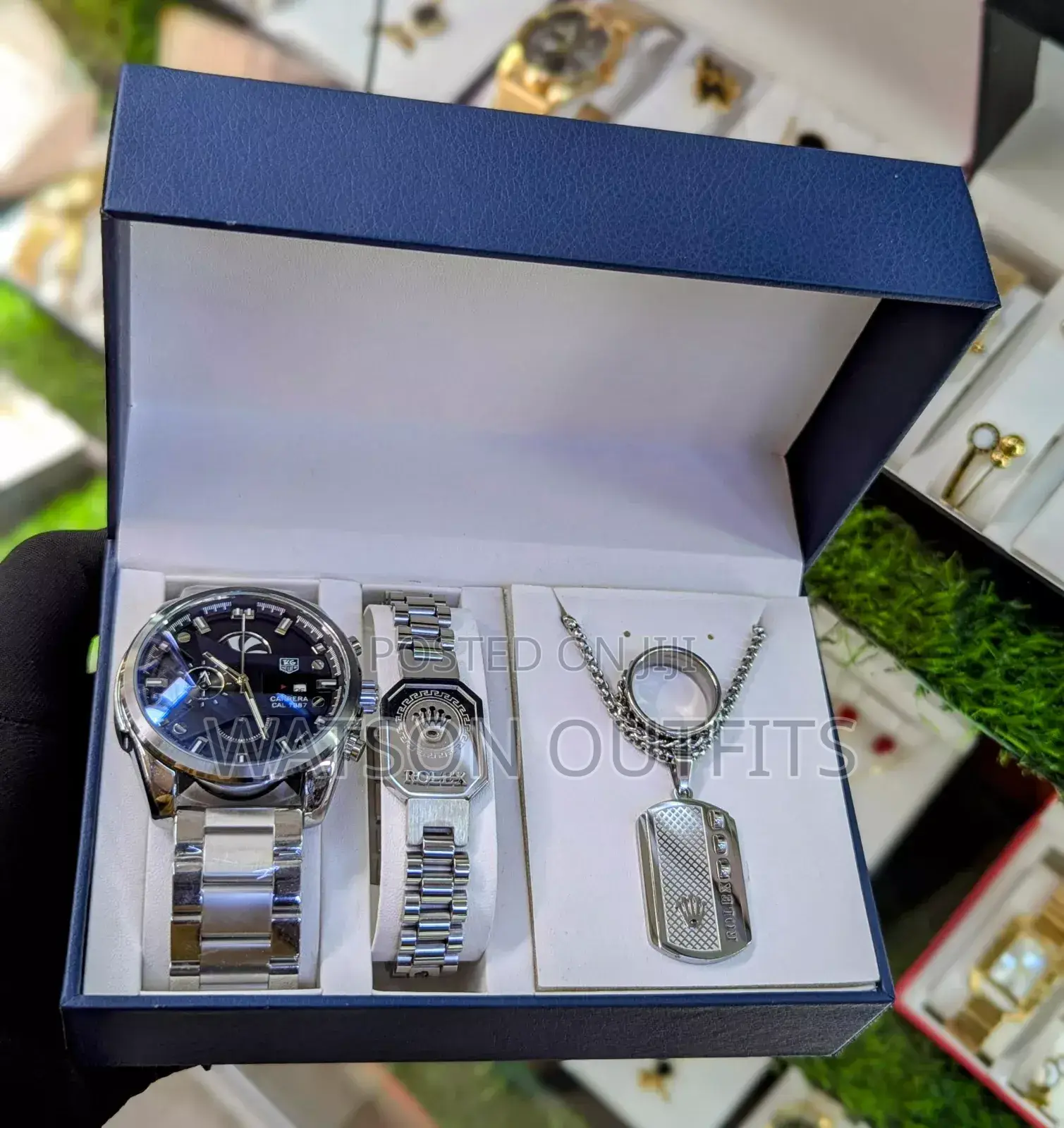 Watch,Bracelet,Chain Ring in a Single Unit