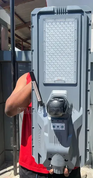 Smart 4g Solar Street Light With Motion Detection Camera