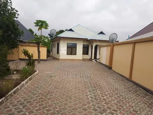 4bdrm House in Goba for sale