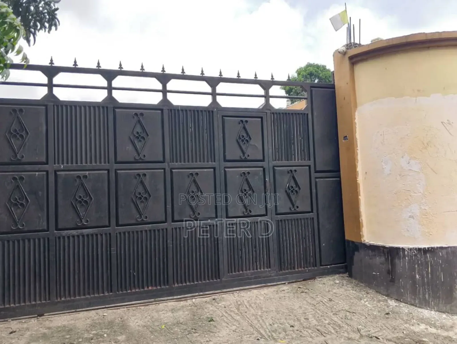 4bdrm House in Goba for sale