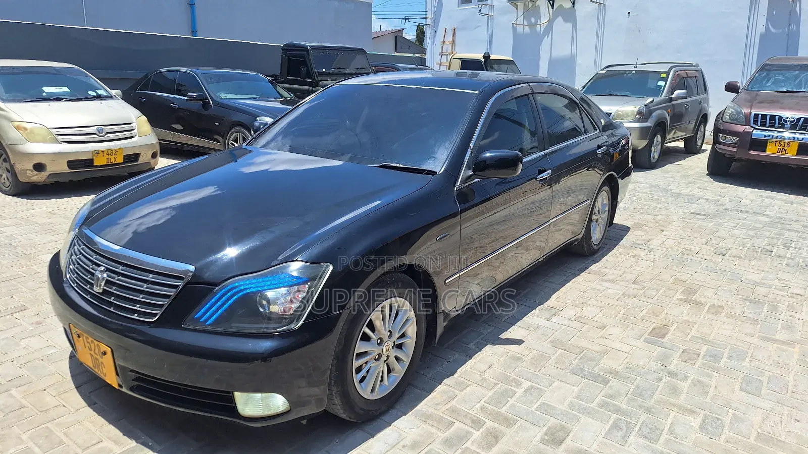 Toyota Crown 2006 Blue