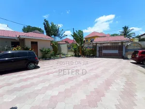 2bdrm Apartment in Kimara for rent