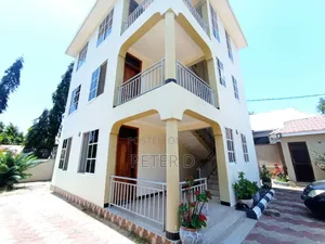 2bdrm Apartment in Kimara for rent