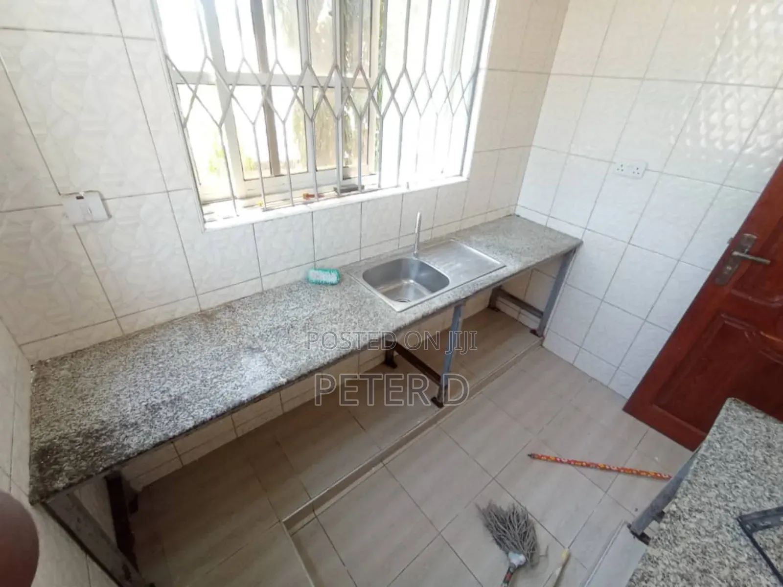2bdrm Apartment in Kimara for rent