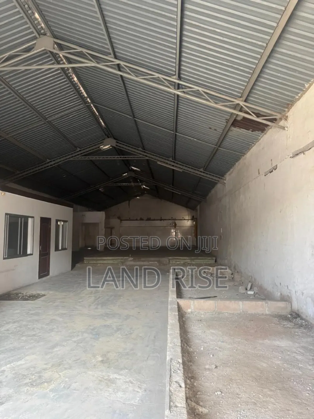 400 SQM Warehouse in Mikocheni