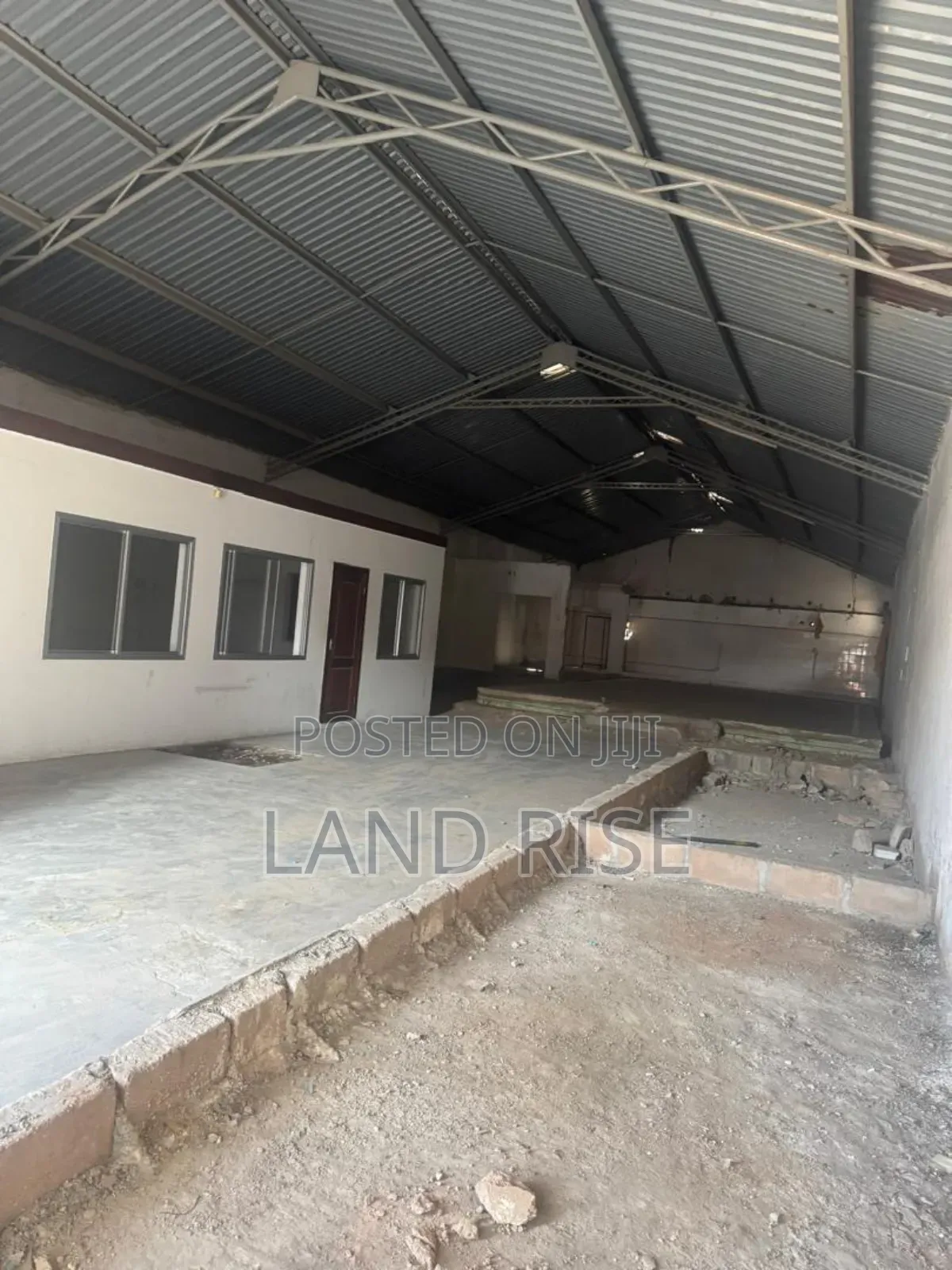 400 SQM Warehouse in Mikocheni