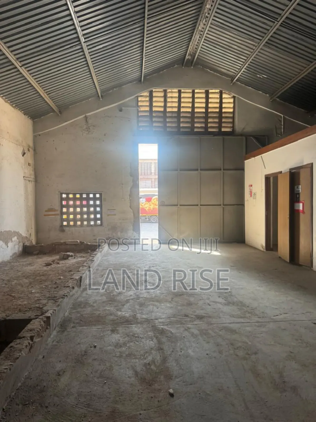 400 SQM Warehouse in Mikocheni