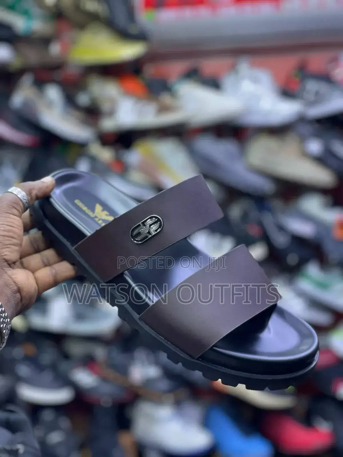 Aristocrats Classic Sandals Luxury New