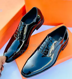 Very Shining Black Shoes