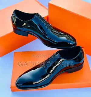Very Shining Black Shoes