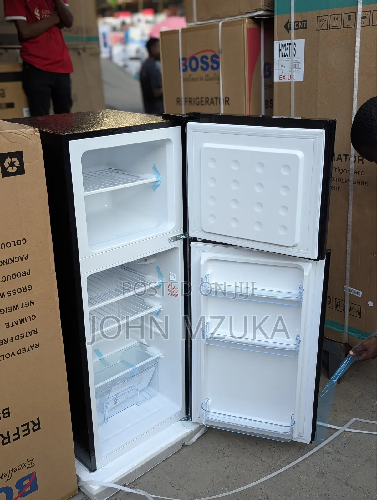Fridge La Boss 110bks, Color Black With 120 Liters