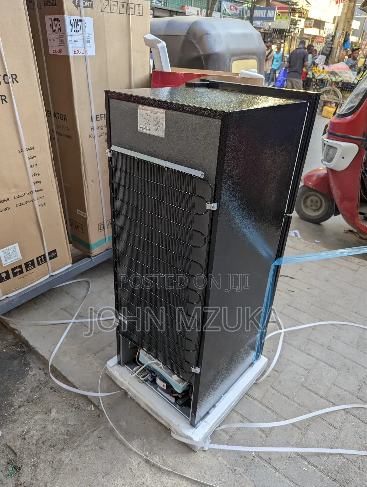 Fridge La Boss 110bks, Color Black With 120 Liters