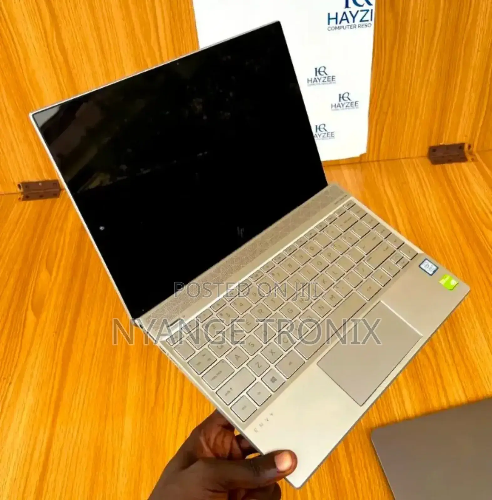 New Laptop HP Envy 13 16GB Intel Core I7 SSD 512GB