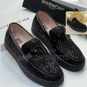 Moka Classic Za Givenchy