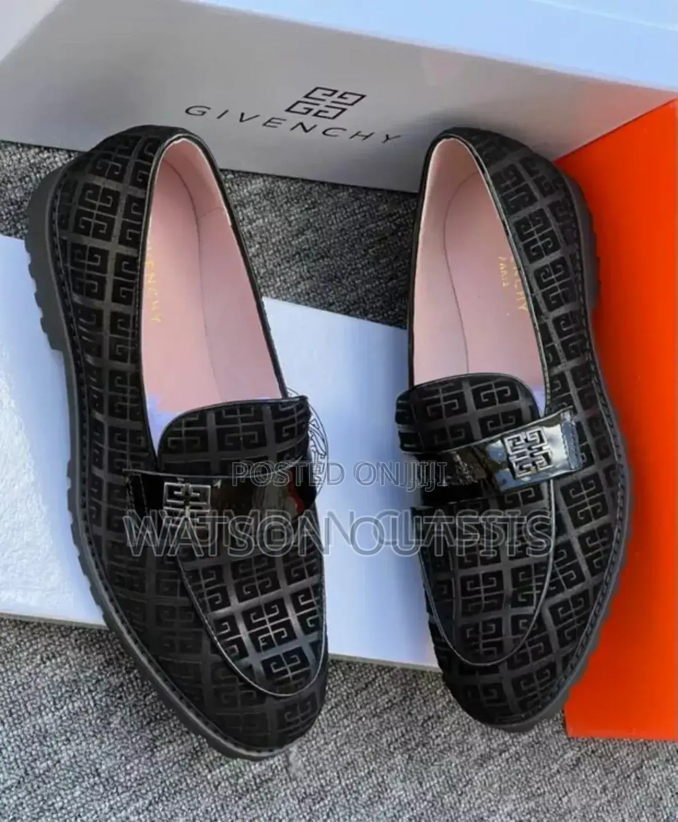 Moka Classic Za Givenchy