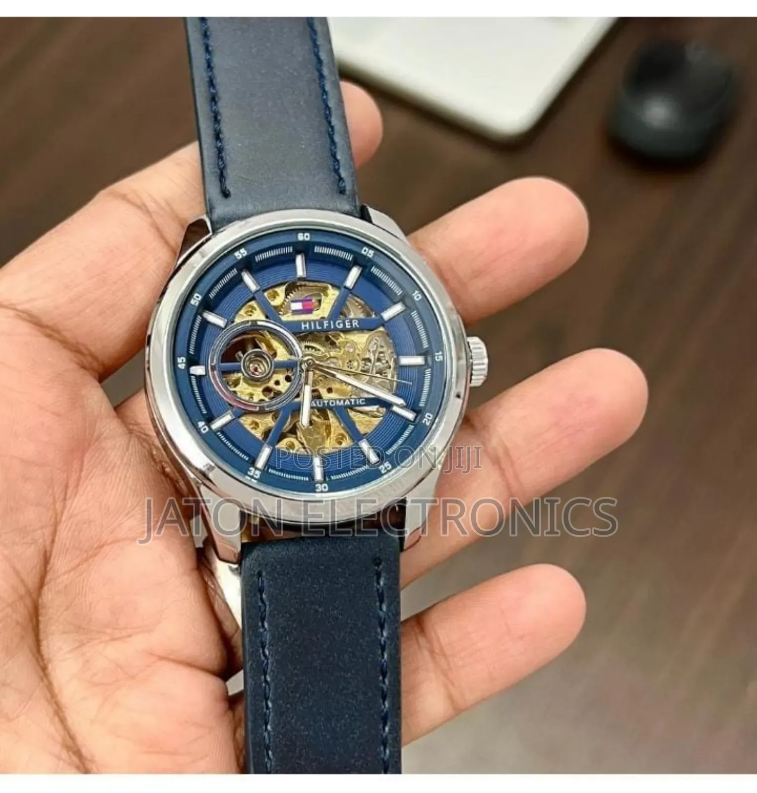 Brand Tomy Hilfiger Automatic