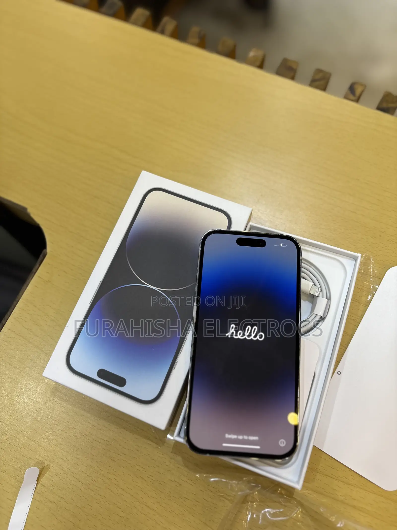 New Apple iPhone 14 Pro 256 GB Gold
