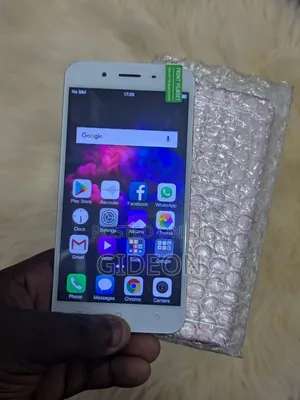 Vivo Y66i 32 GB Rose Gold