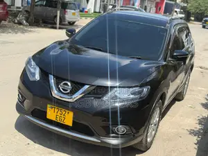 Nissan X-Trail 2014 Black