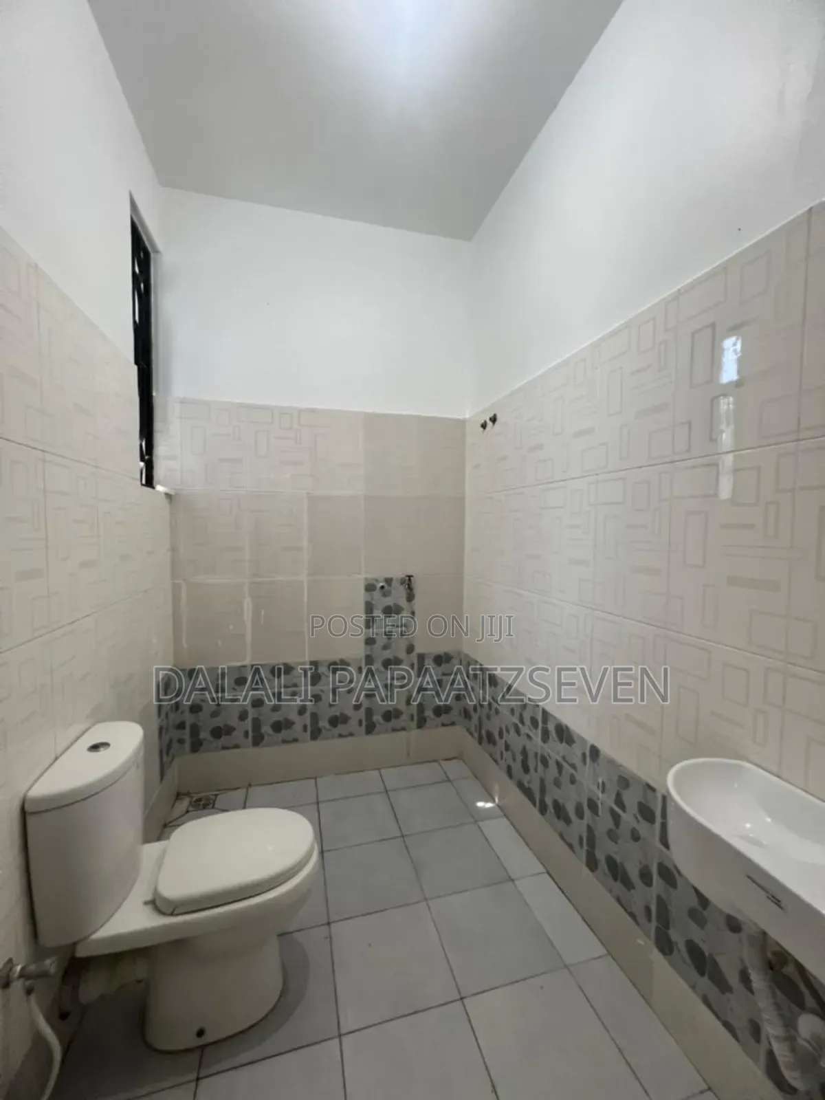 2bdrm Apartment in Dalalipapaatzseven, Kinondoni for rent