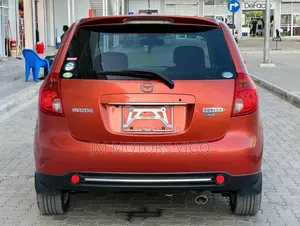 Mazda Verisa 2009 Orange