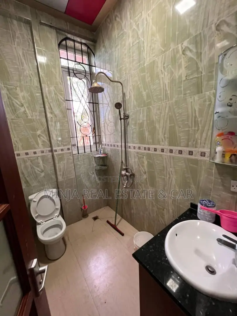 9bdrm House in Mbezi Beach for sale