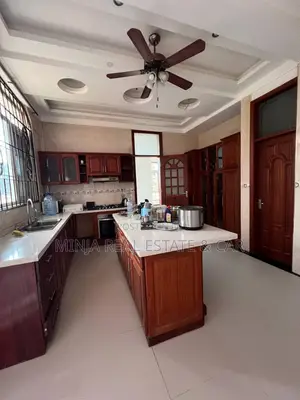 9bdrm House in Mbezi Beach for sale