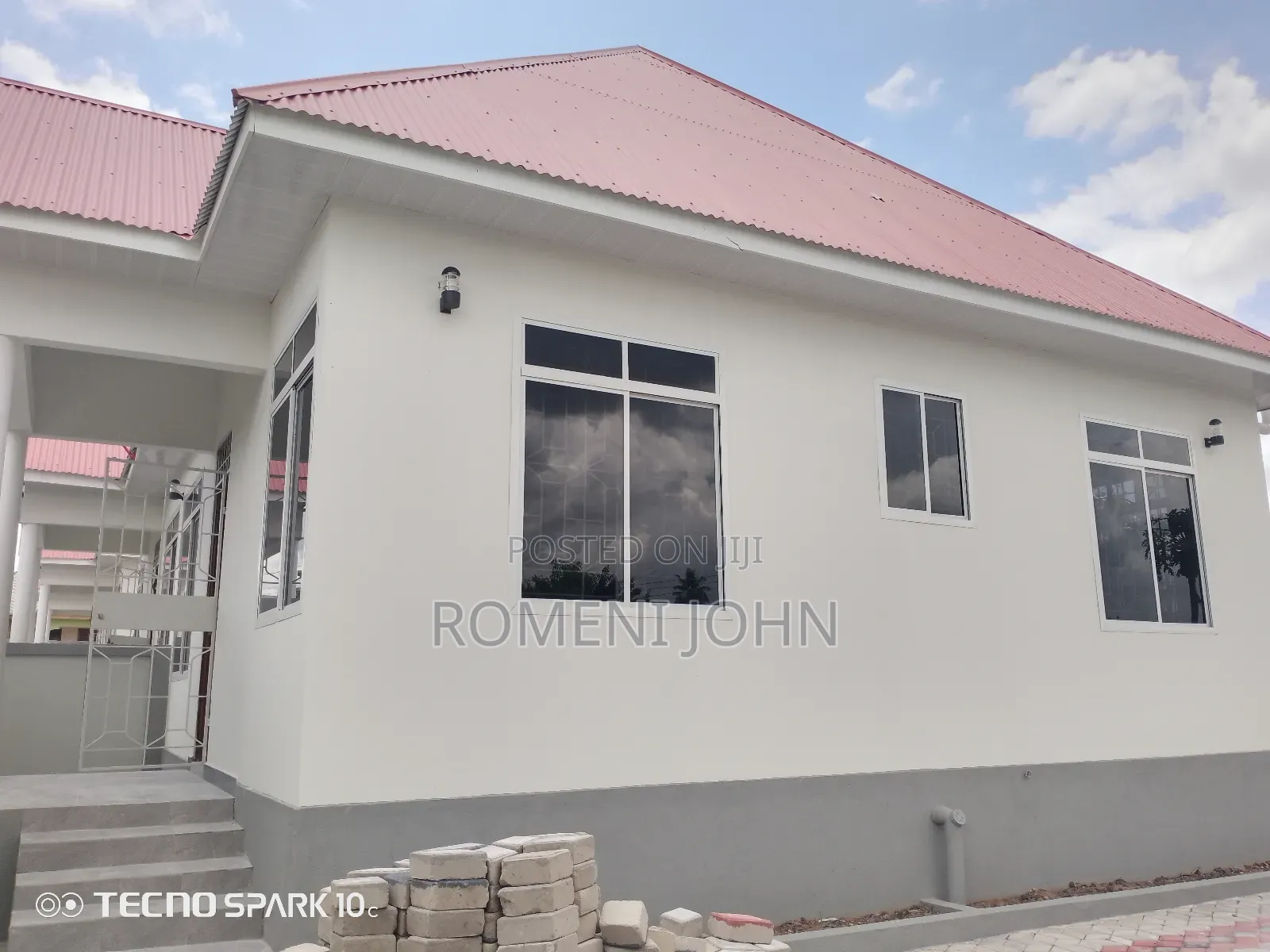 2bdrm Apartment in Tanzania Daresalaam, Ilala for rent