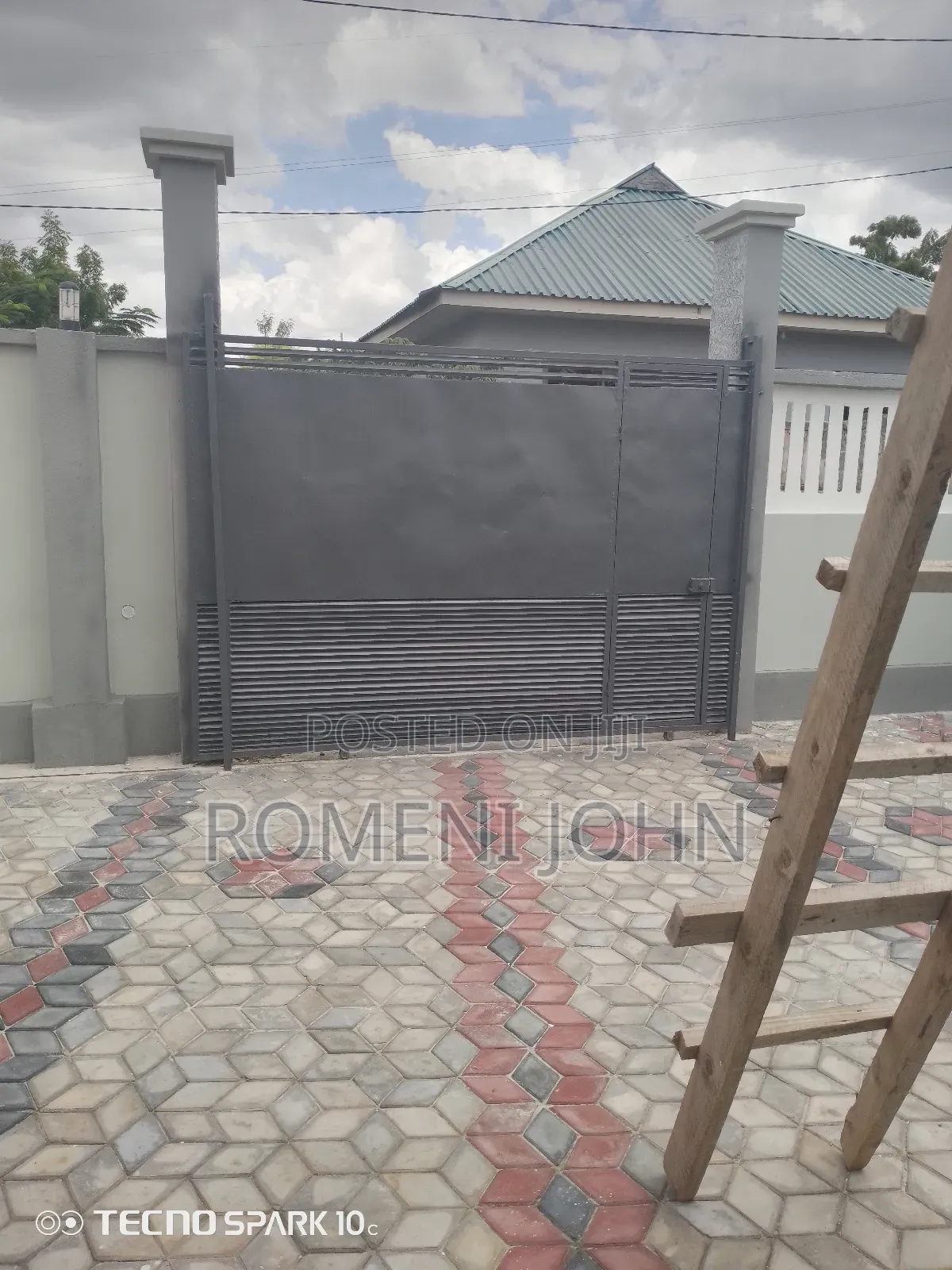 2bdrm Apartment in Tanzania Daresalaam, Ilala for rent