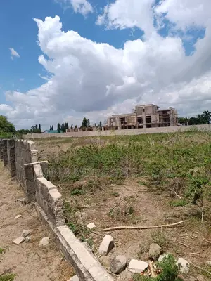 Cheap Plots for Sale Bahari Beach