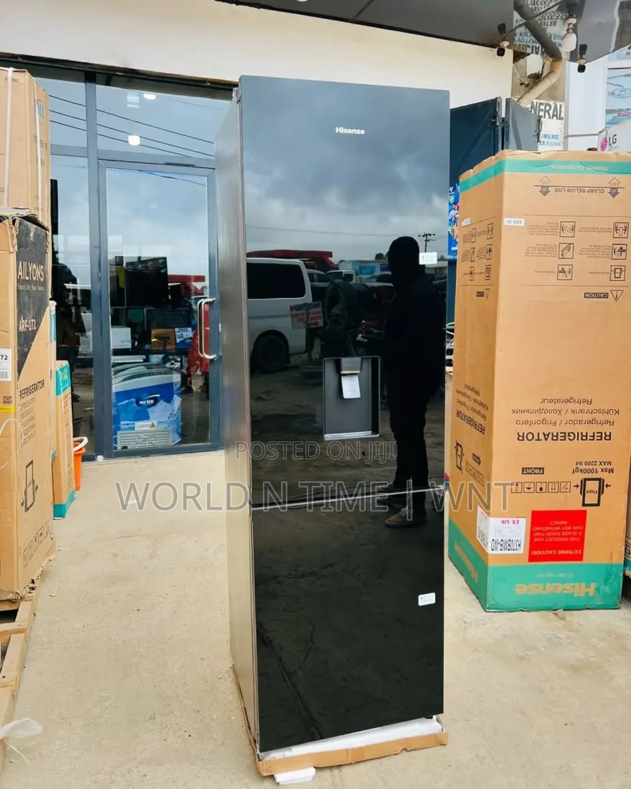 Hisense Fridge H370bmib-Wd Bottom Freezer 263l Black Mirror