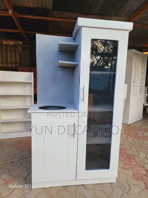 Kitchen Cabinet Nzuri Mpya