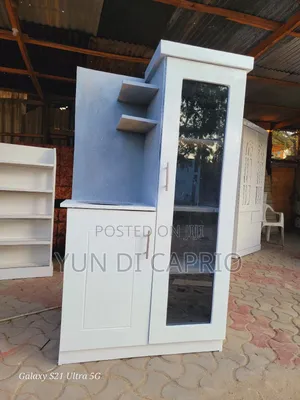 Kitchen Cabinet Nzuri Mpya