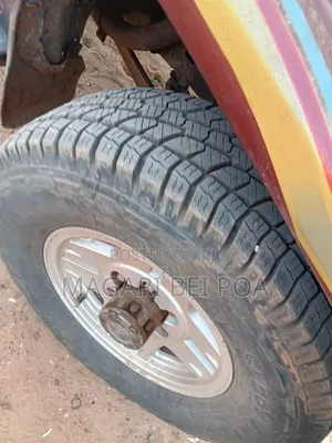 Toyota Land Cruiser Prado 2000 Red